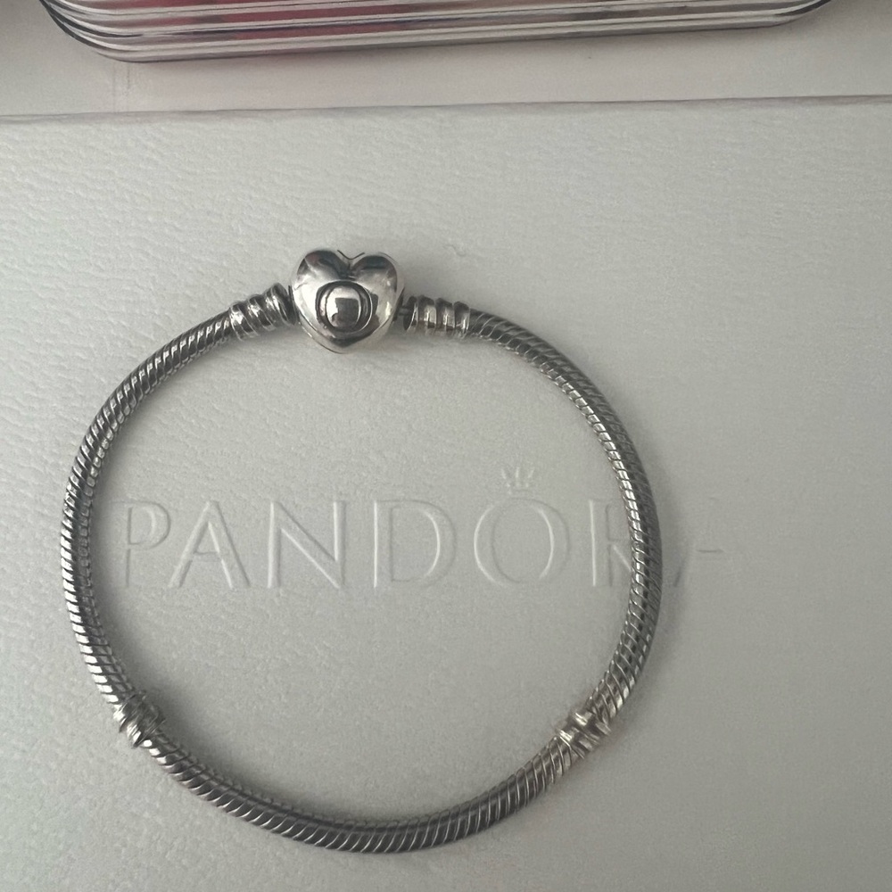 Pandora Silver Heart Charm Bracelet - Picture 3 of 4
